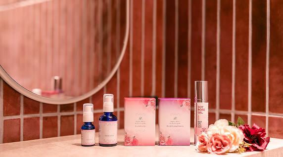 ローズオイルで巡らせる、全身ローズトリートメント